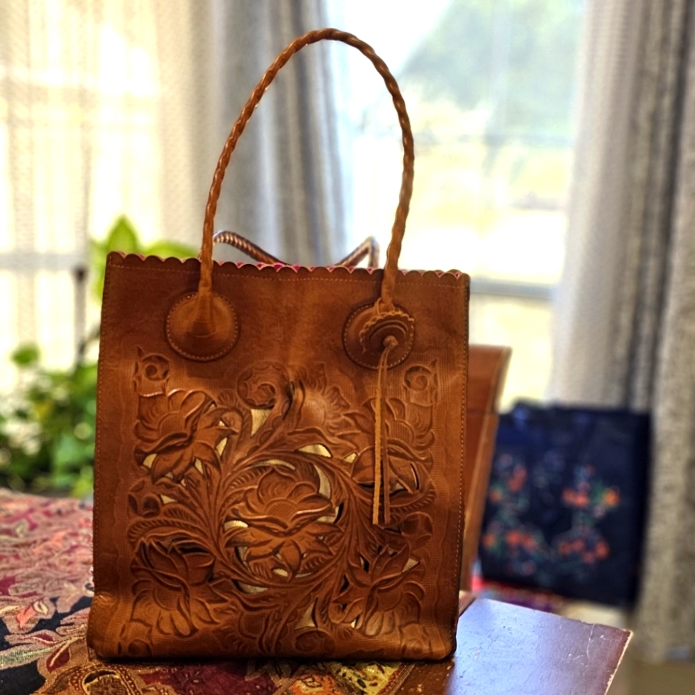 Patricia nash tote leather